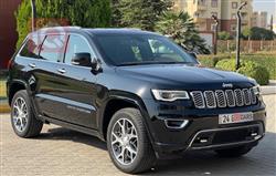 جیپ گراند شیرۆکی